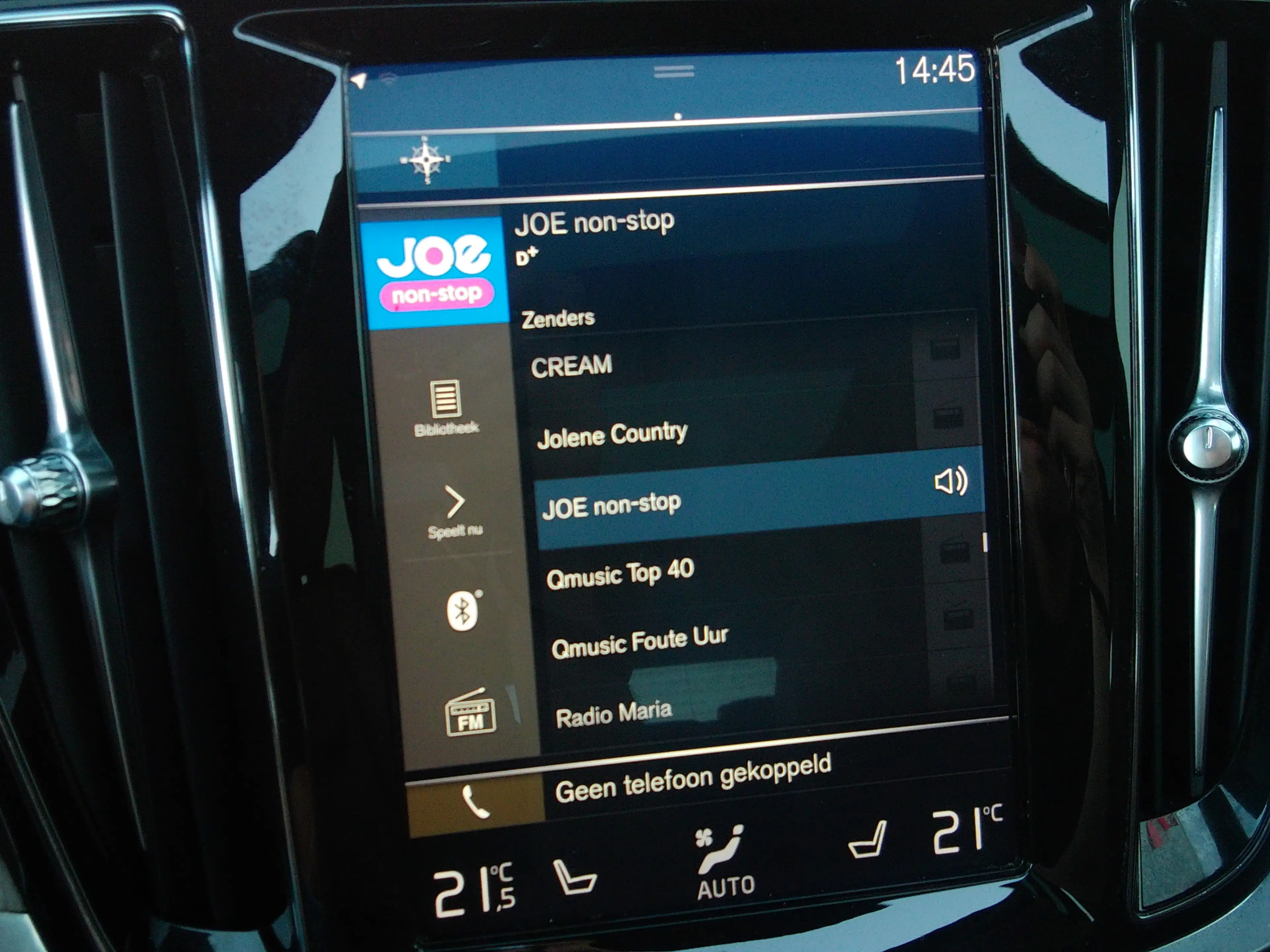 Volvo V60 2.0 T5 Inscription, Carplay + Android Auto / Schui — photo 13