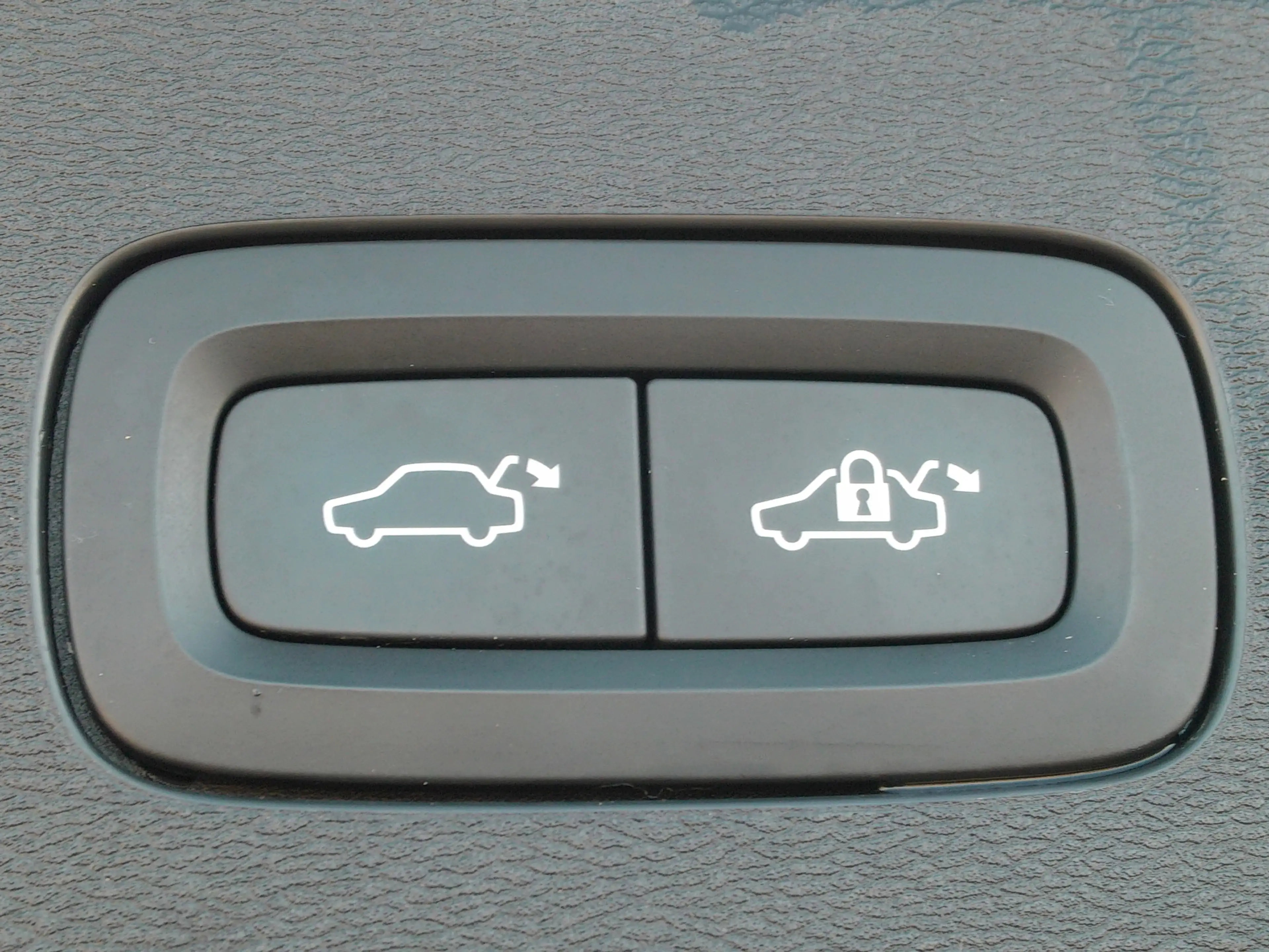 Volvo V60 2.0 T5 Inscription, Carplay + Android Auto / Schui — photo 24