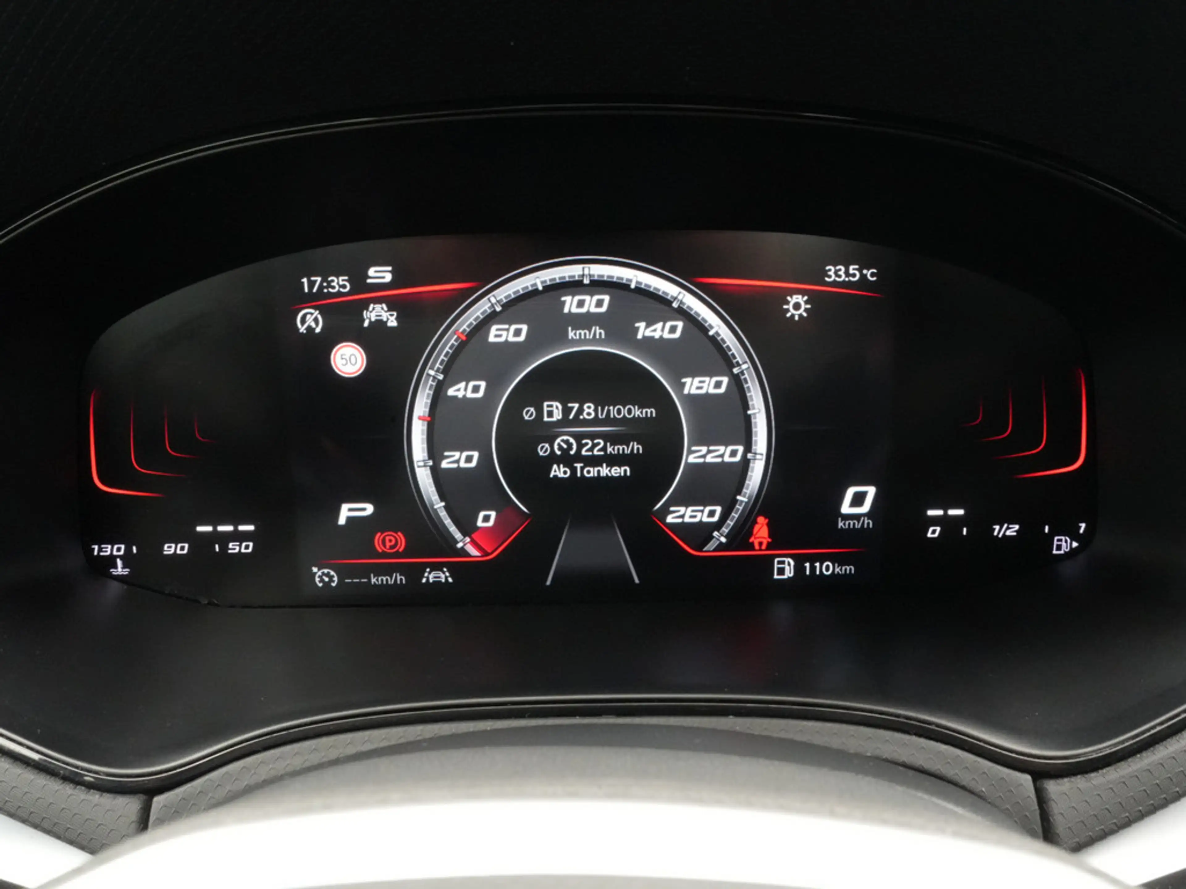 SEAT Arona FR DSG CARPLAY NAVI SHZ KAM PDC LED — photo 5