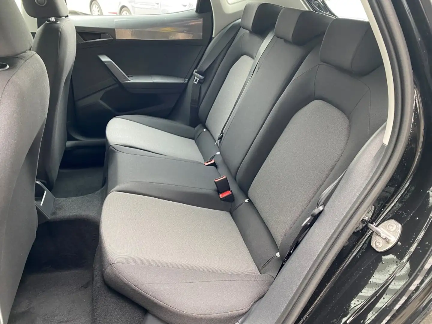 SEAT Ibiza Reference Edition 1.0 TSI Rot - 2