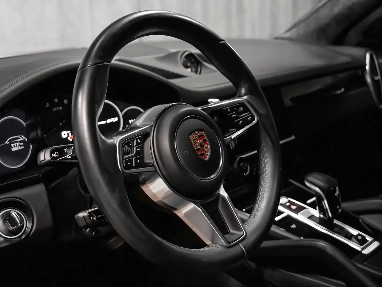 Porsche Cayenne снимка Porsche Cayenne