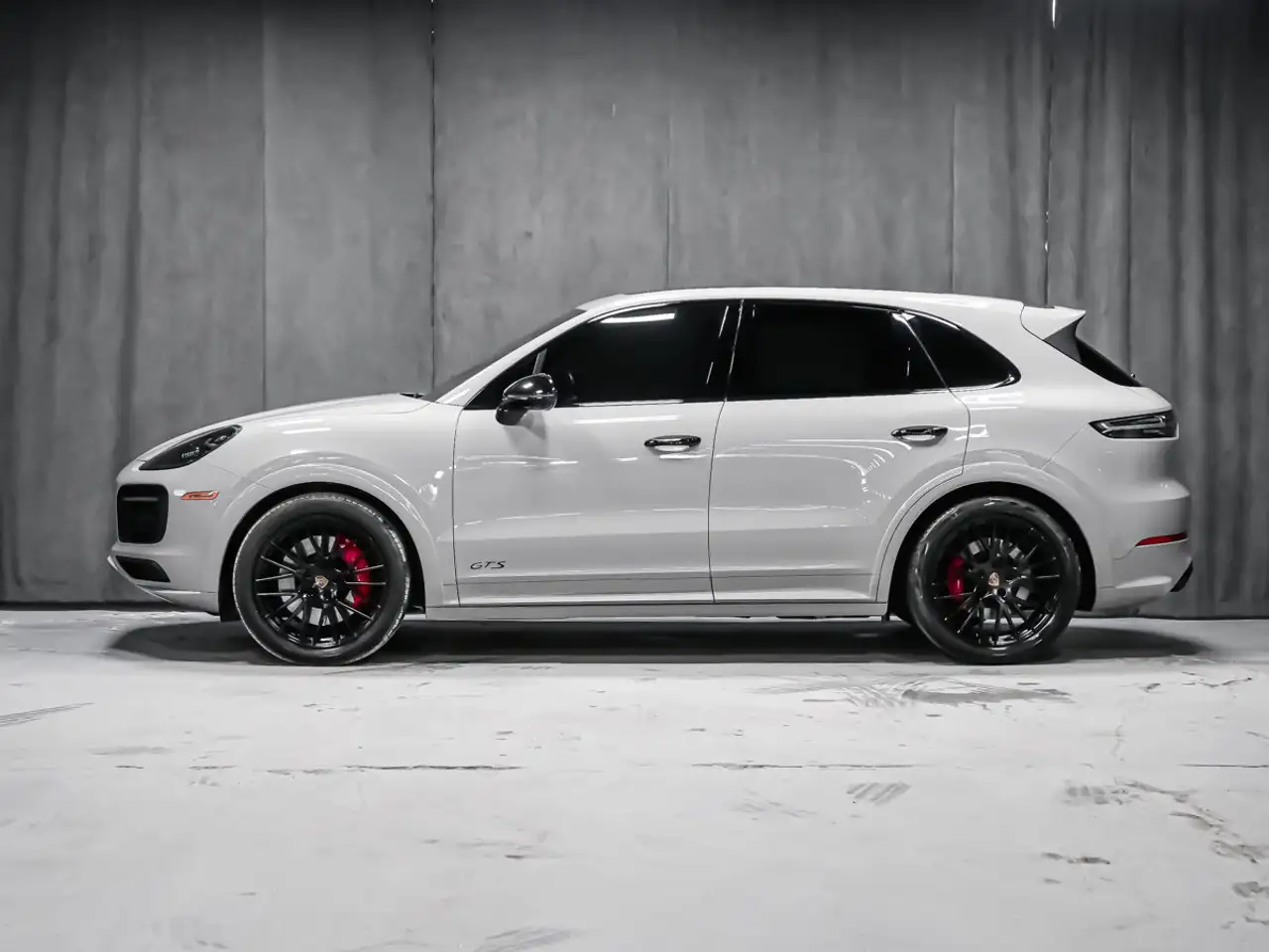 Porsche Cayenne снимка Porsche Cayenne