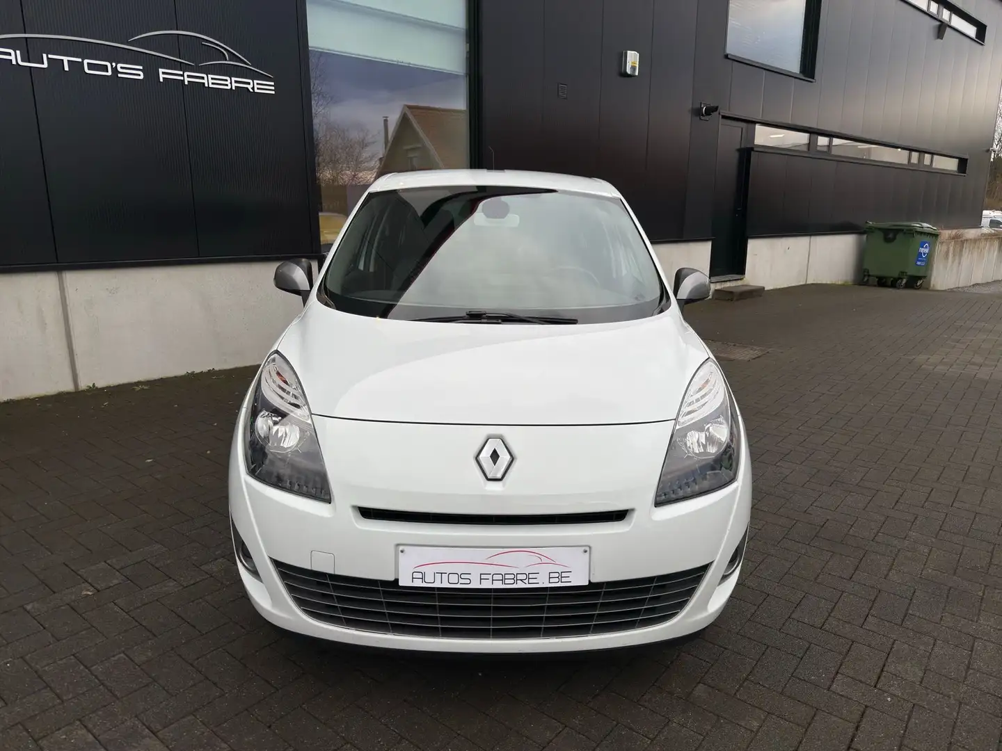 Renault Grand Scenic Scénic 1.5 dCi Edition 78000 km 1 er prop Bílá - 2