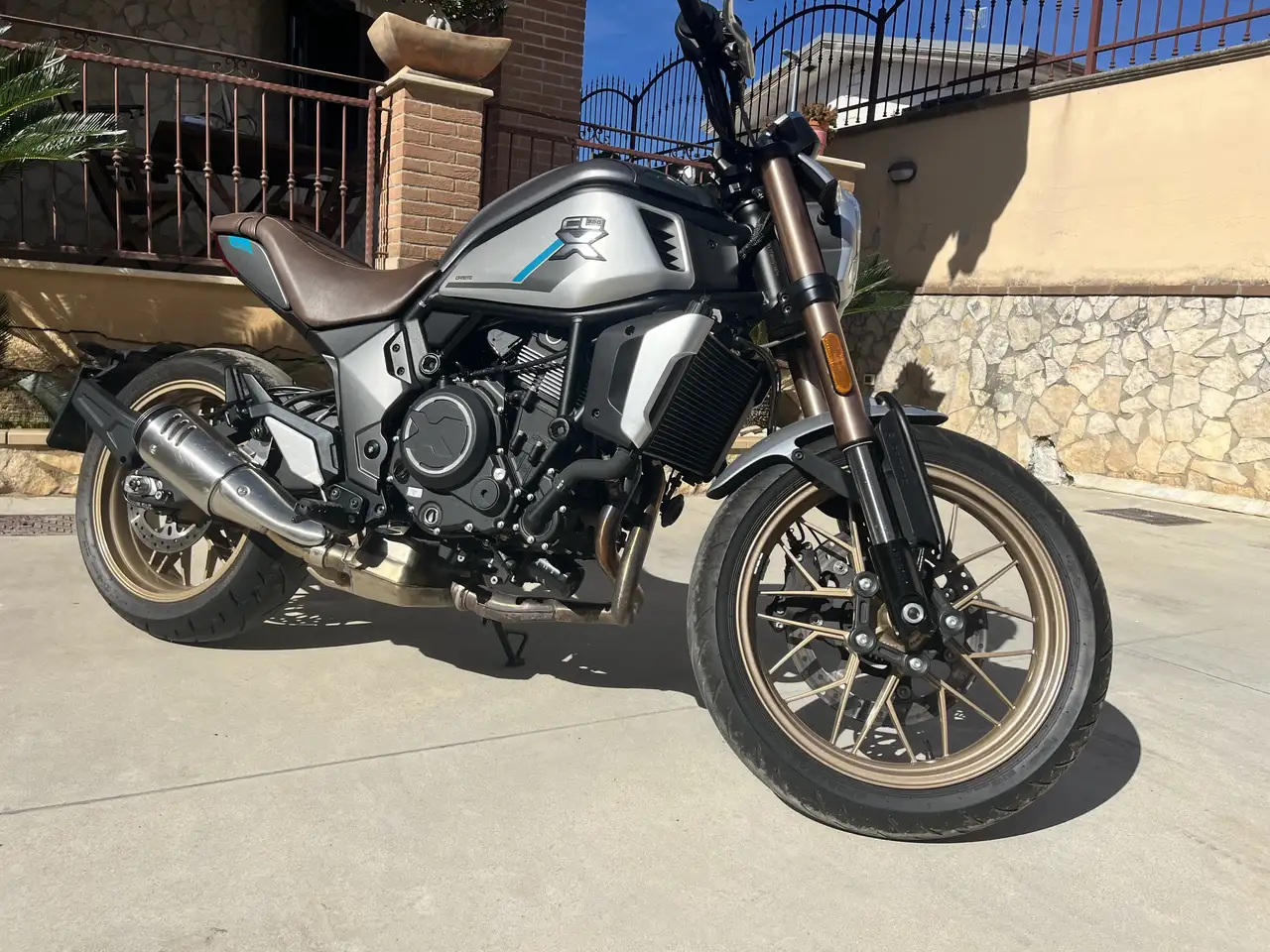 Cfmoto 700 CL-X