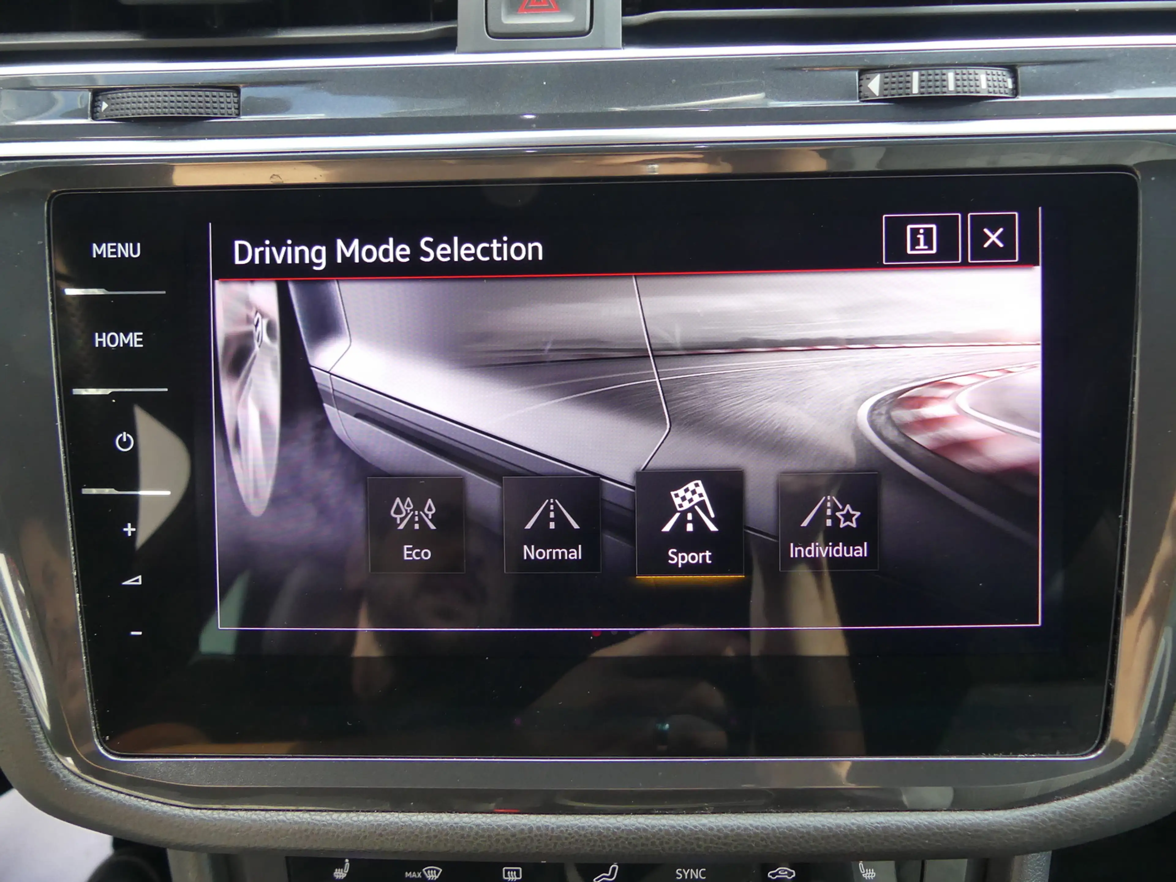 Volkswagen Tiguan Allspace 2.0 TSI 4Mot R-Line HEAD/LED/KAM — photo 9