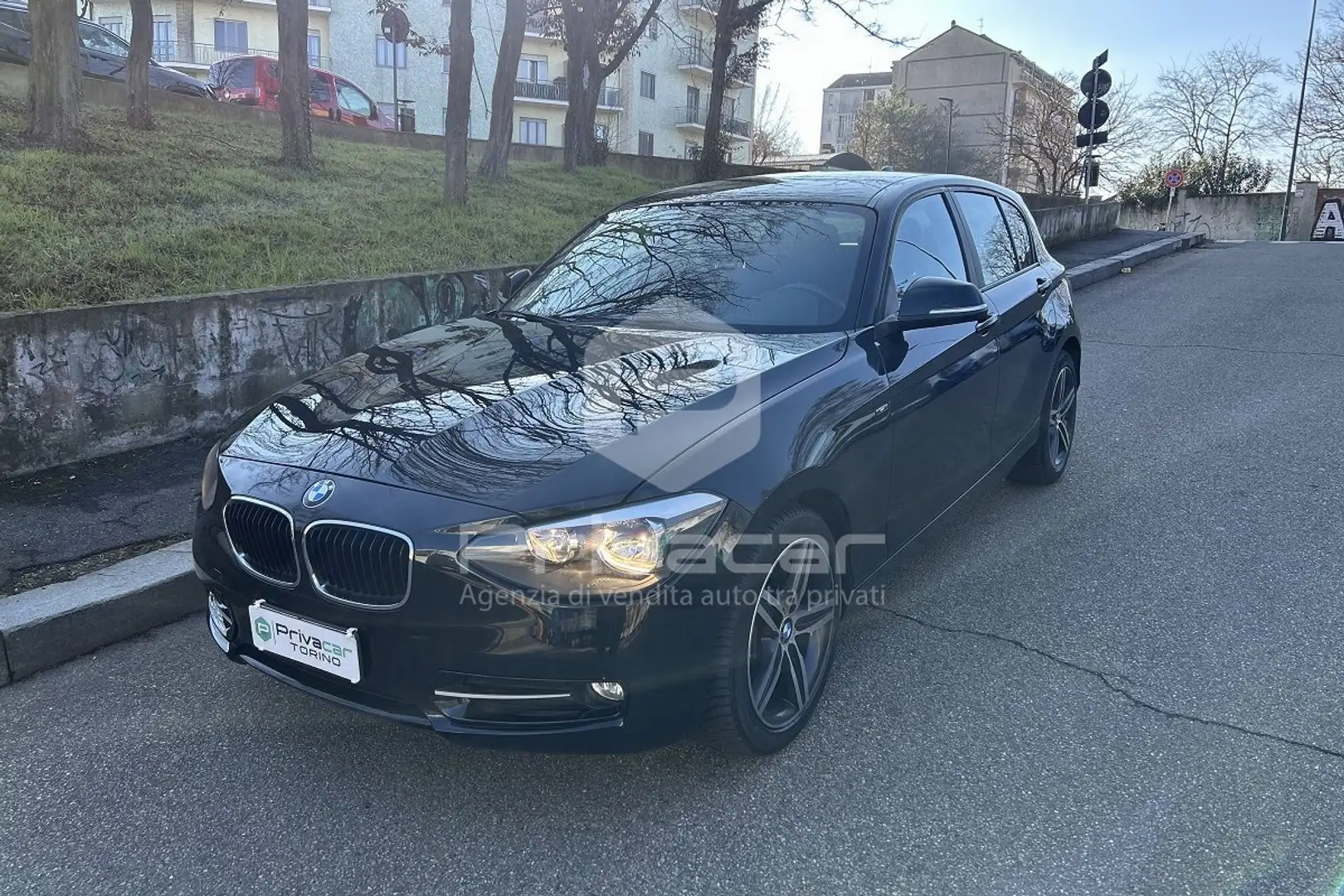 BMW 116 116d 5p. Business Noir - 1