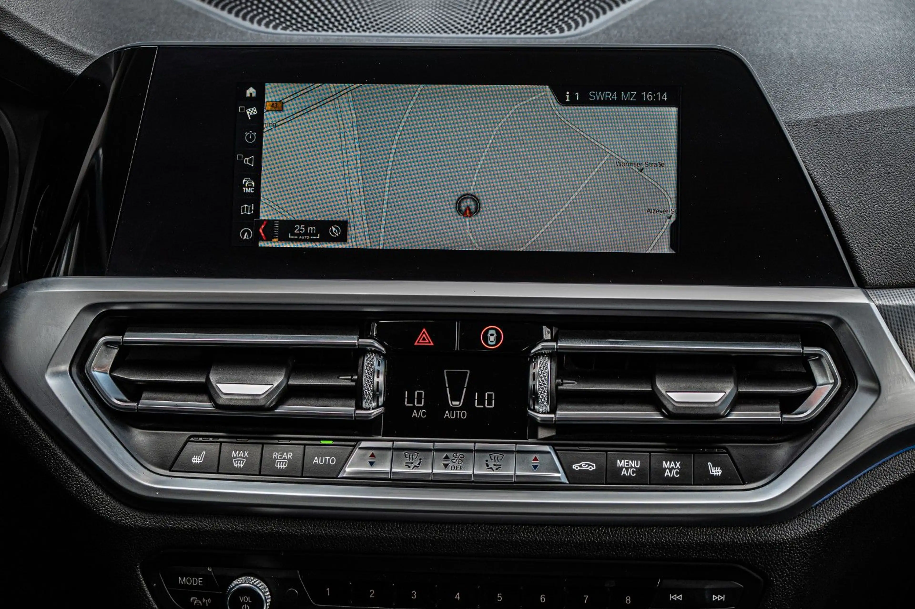 BMW 330 i Lim. Sport Line DISPL. KEY|LED|STANDHEIZ. — photo 11