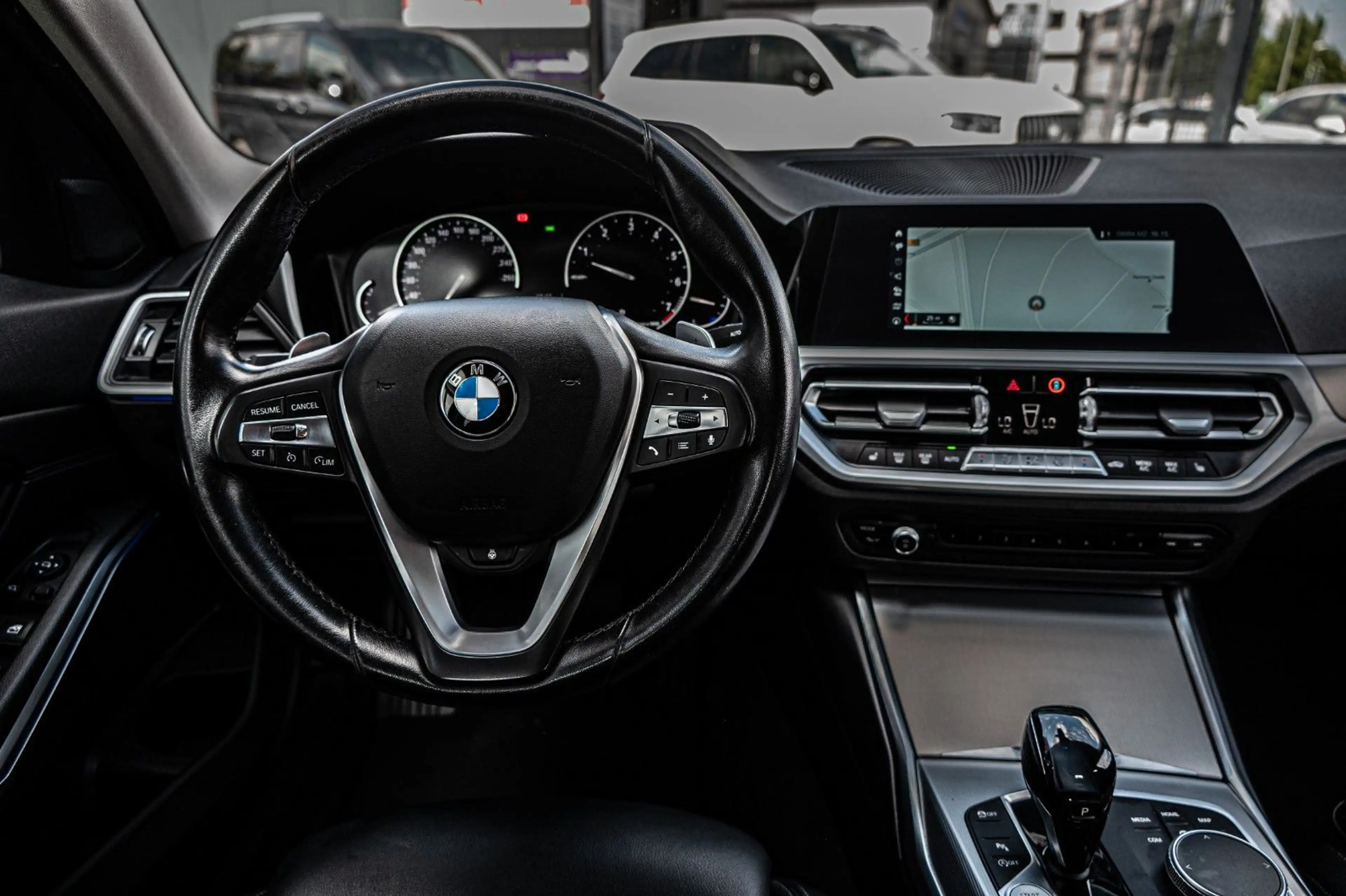 BMW 330 i Lim. Sport Line DISPL. KEY|LED|STANDHEIZ. — photo 9