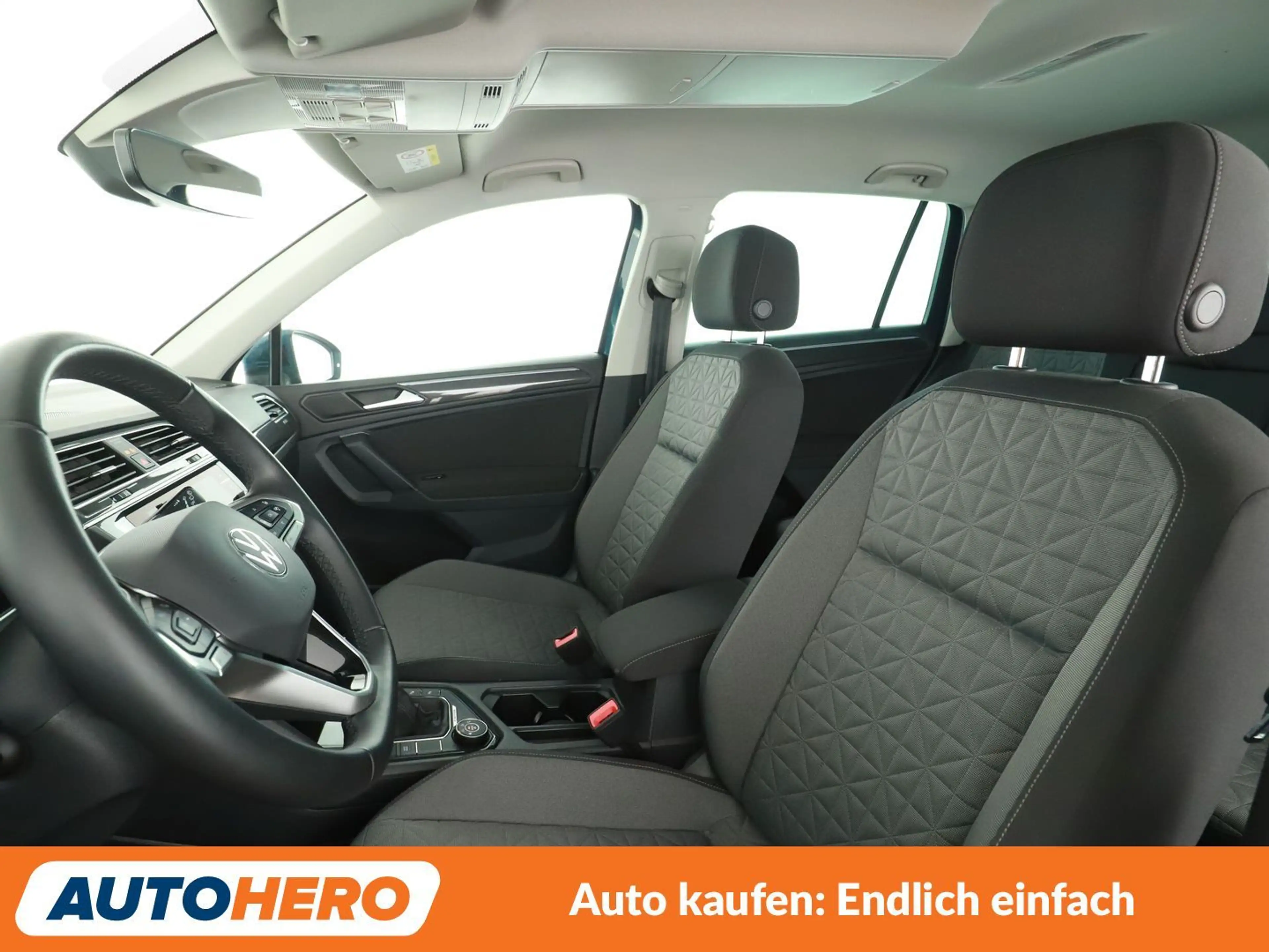 Volkswagen Tiguan 2.0 TDI Life 4Motion Aut.*NAVI*LED*ACC* — photo 10
