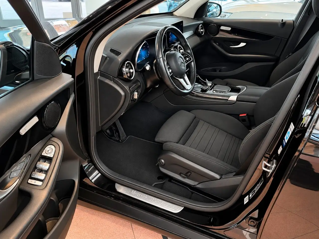 2021 Mercedes-Benz GLC 220 d 4Matic AHK KAM STANDHEIZUNG, photograph 12