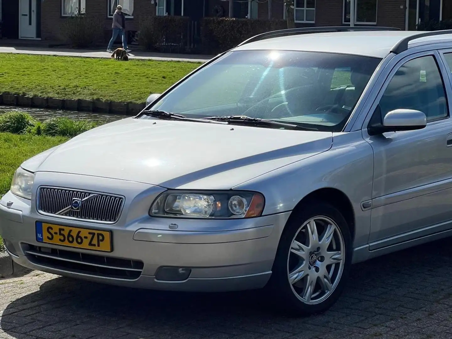 Volvo V70 V70 2.4 T5 Momentum Argento - 1