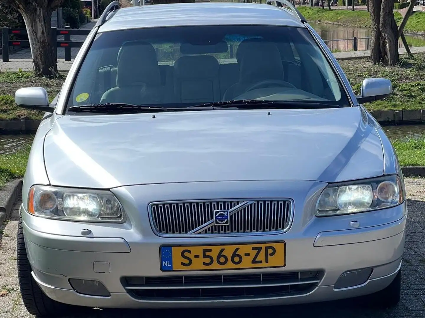 Volvo V70 V70 2.4 T5 Momentum Argento - 2