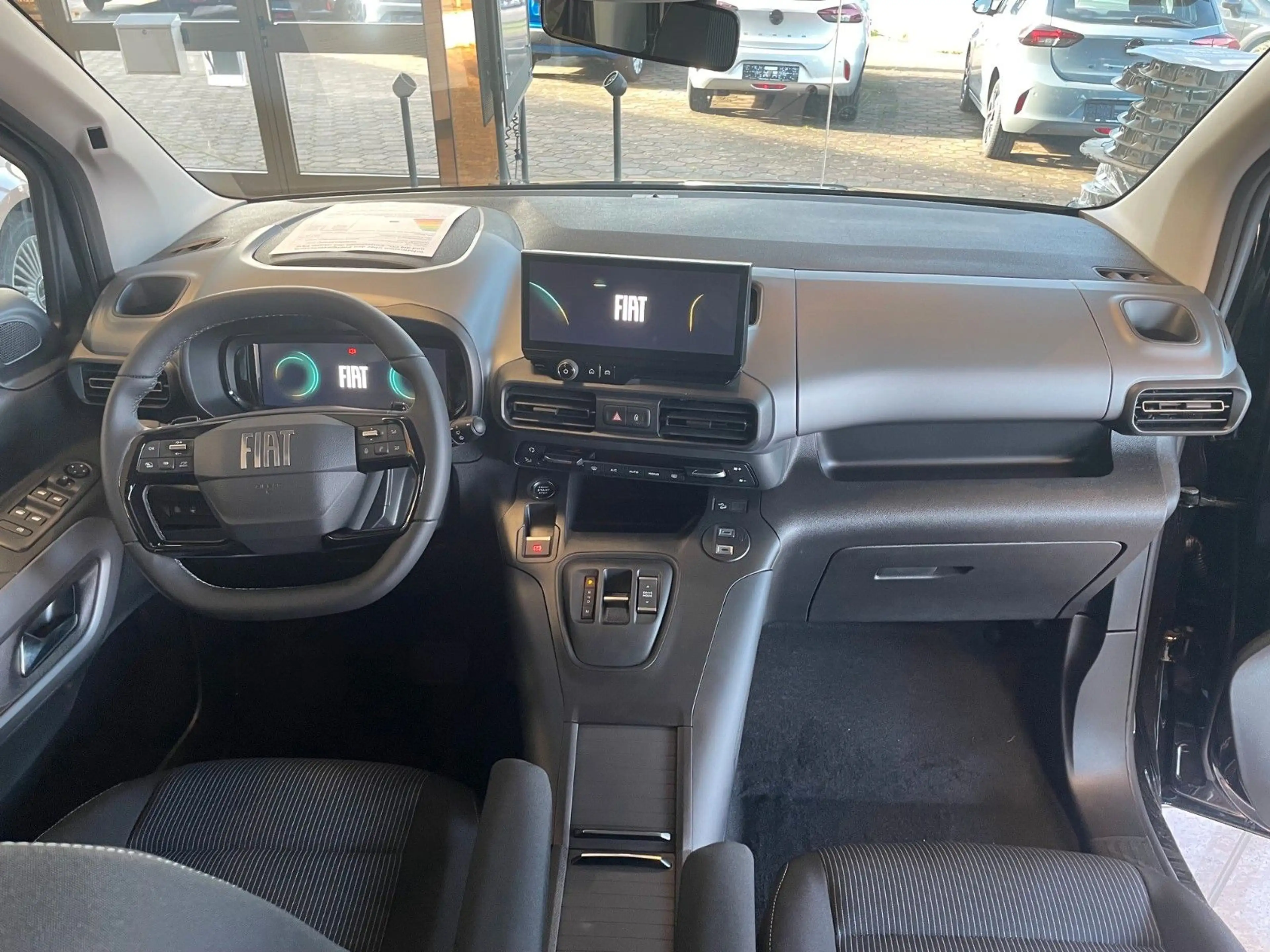 Fiat Qubo L 7-Sitzer L2 1.5 Diesel 96 kW La Prima — photo 3