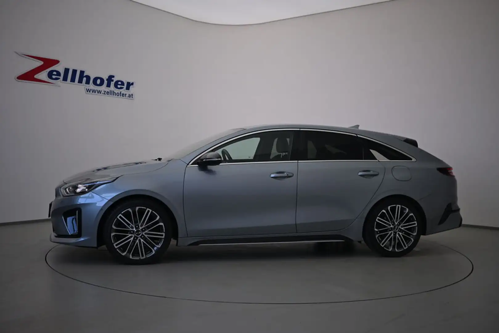 Kia ProCeed / pro_cee'd 1,6 CRDi SCR GT-Line DCT Aut. Grau - 2