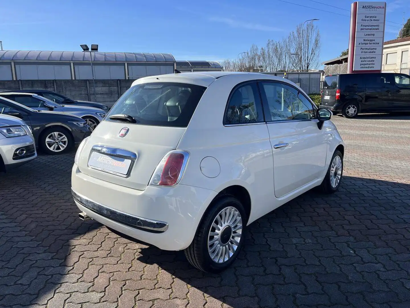 Fiat 500 1.2 Lounge 69cv E6 Weiß - 2