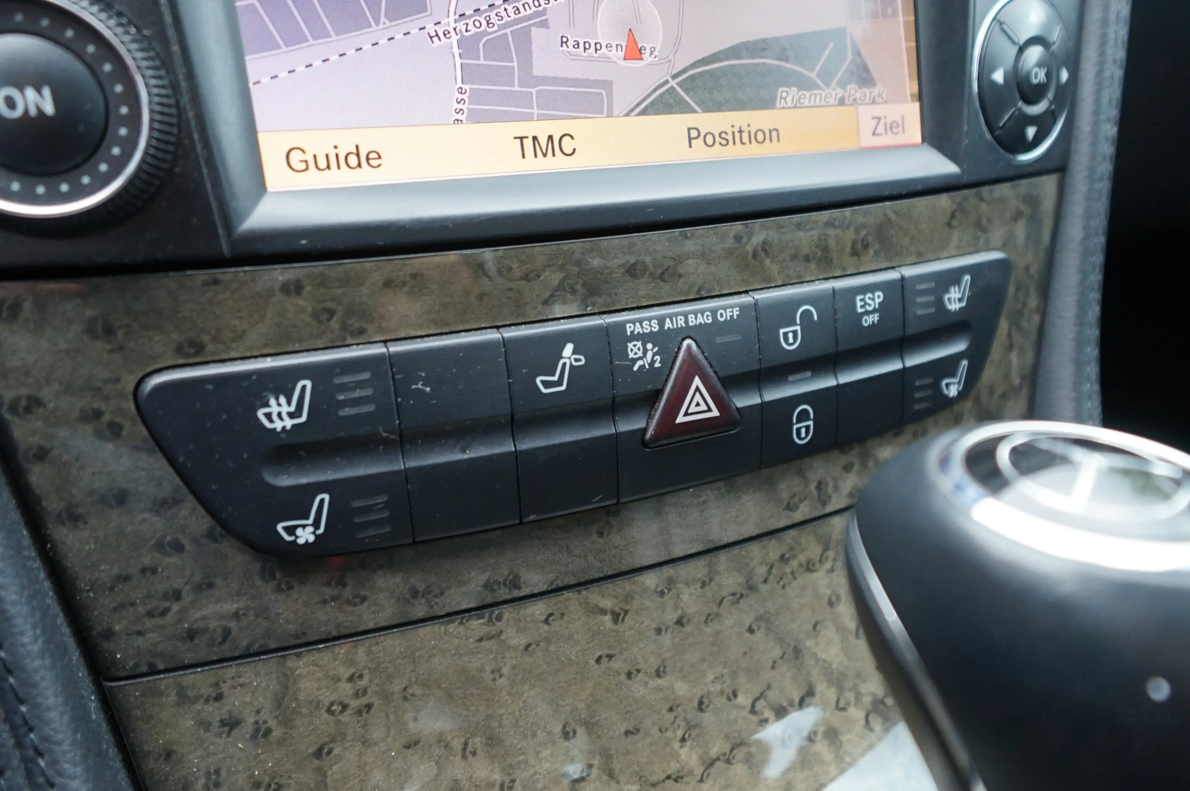 Mercedes-Benz CLS 350 7G-Tronic |Comand| |Leder| |Bi-Xenon| — photo 11