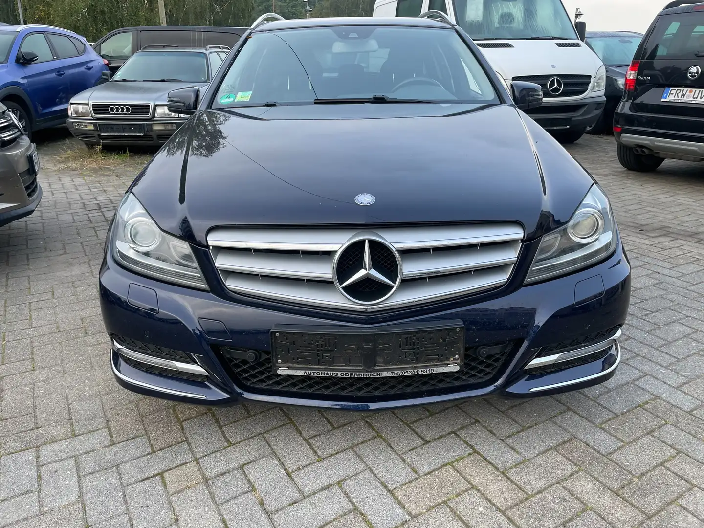 Mercedes-Benz C 220 C 220 T BlueEfficiency Edition CDI (204.202) Blau - 1