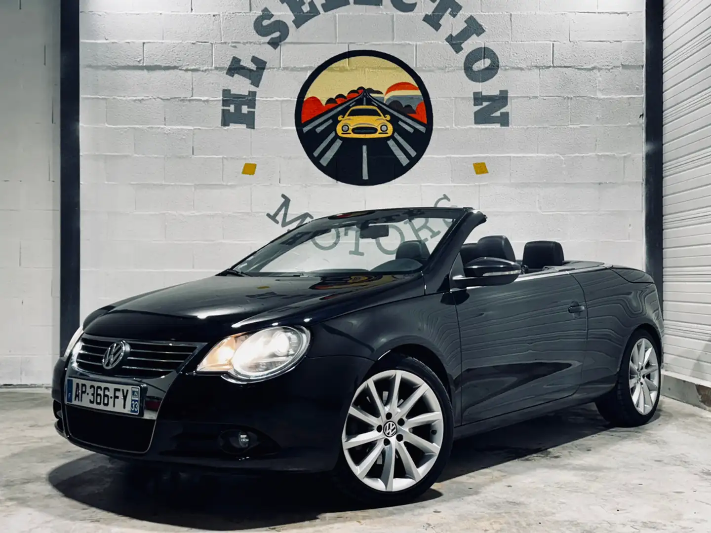 Volkswagen Eos 2.0 TDI 140CV BOITE AUTO DSG6 FINITION CARAT FULL OPTIONS GARANTIE 12 MOIS Noir - 1