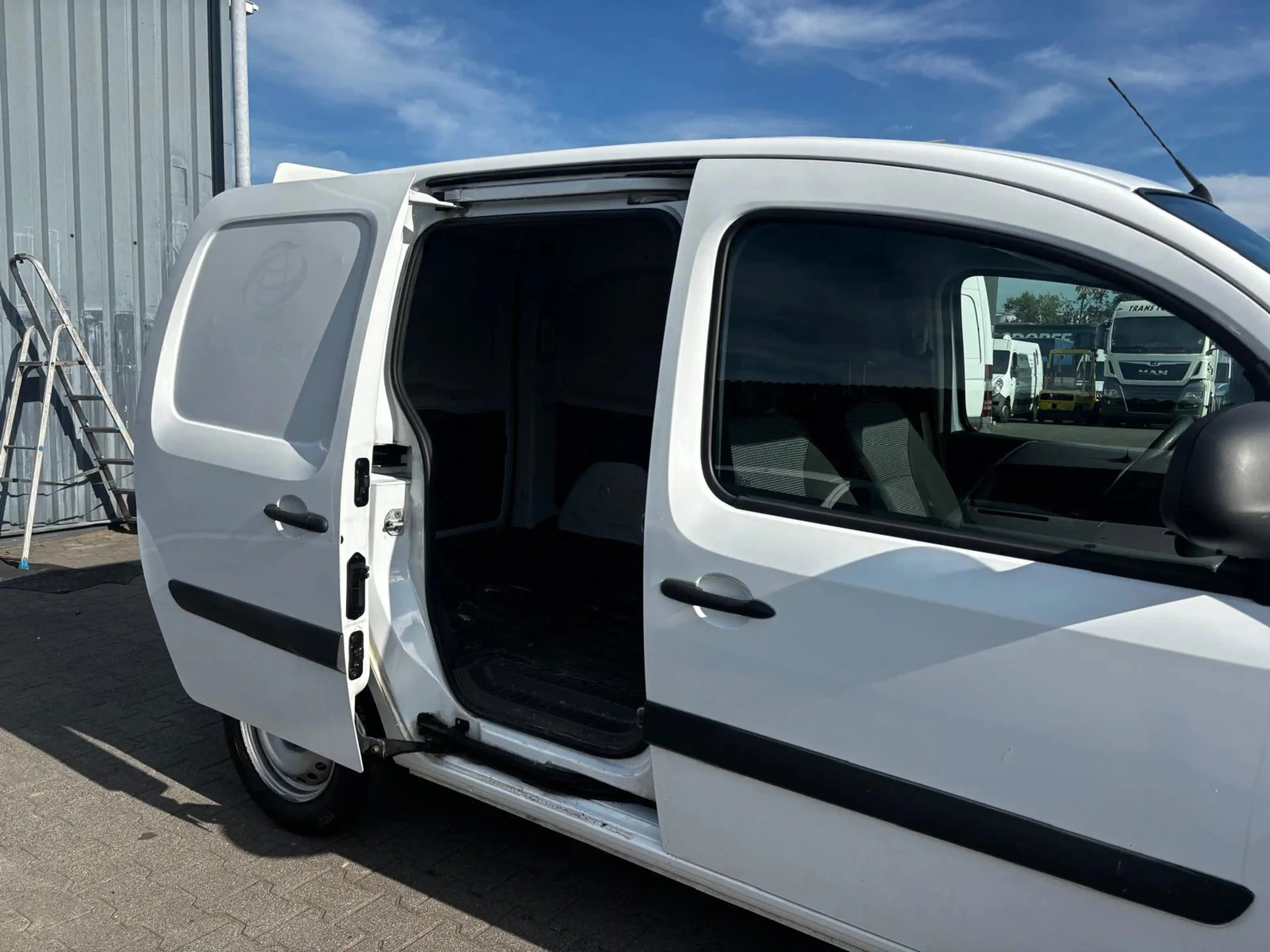 Mercedes-Benz Citan 109 CDI Airco PDC — photo 10
