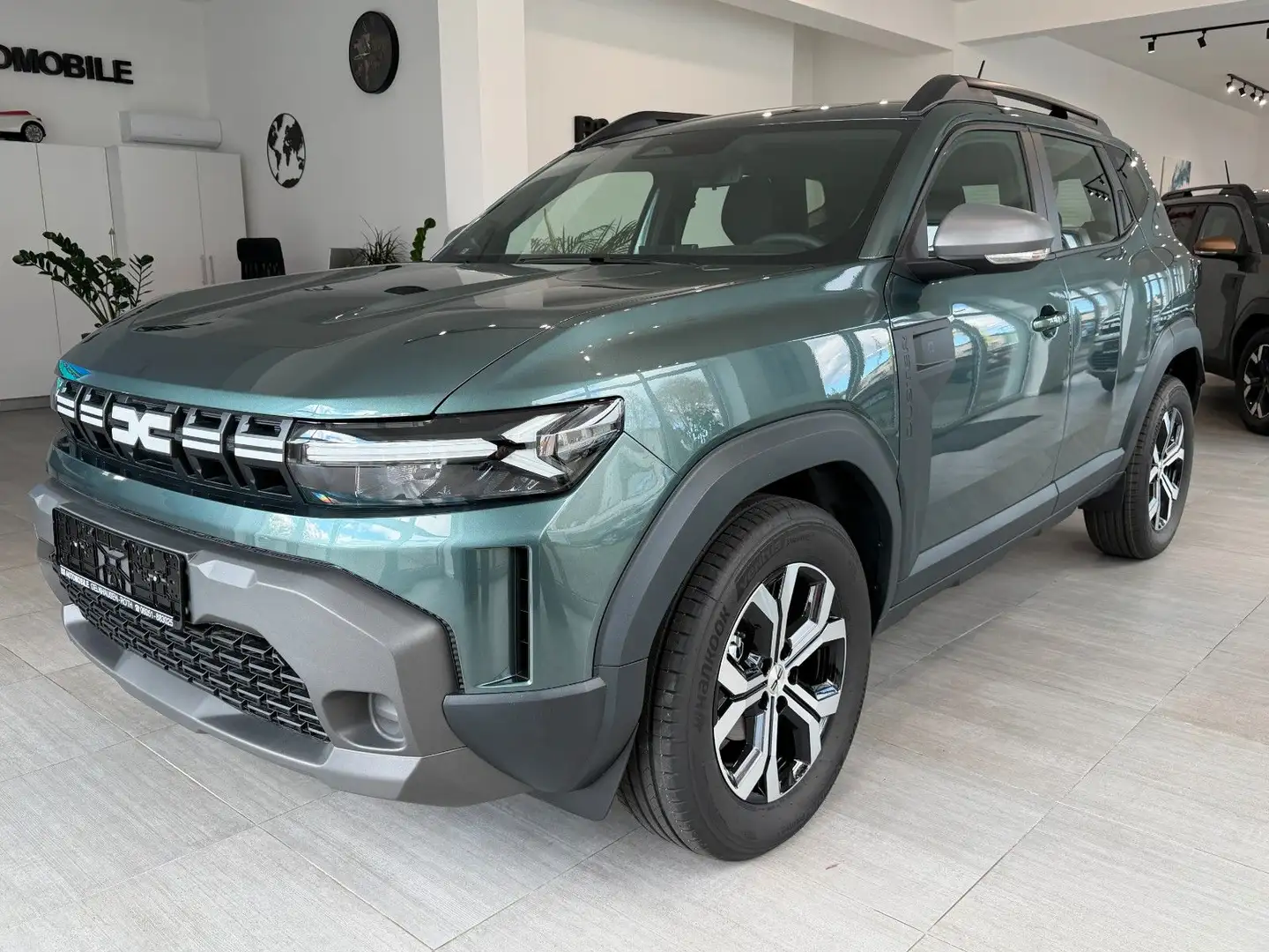 Dacia Duster III TCe130 / Winter-Paket Grün - 1