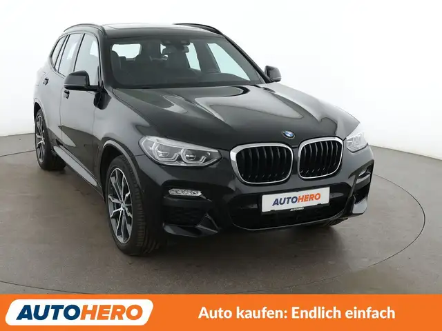 BMW X3 view 8