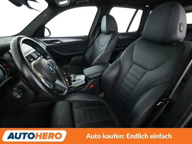 BMW X3 view 10
