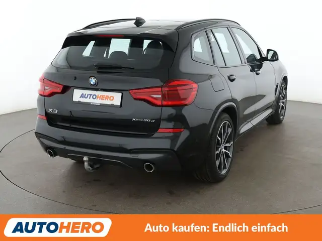 BMW X3 view 6