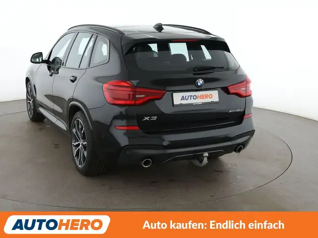 BMW X3 view 4