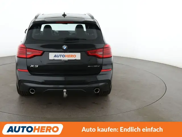 BMW X3 view 5