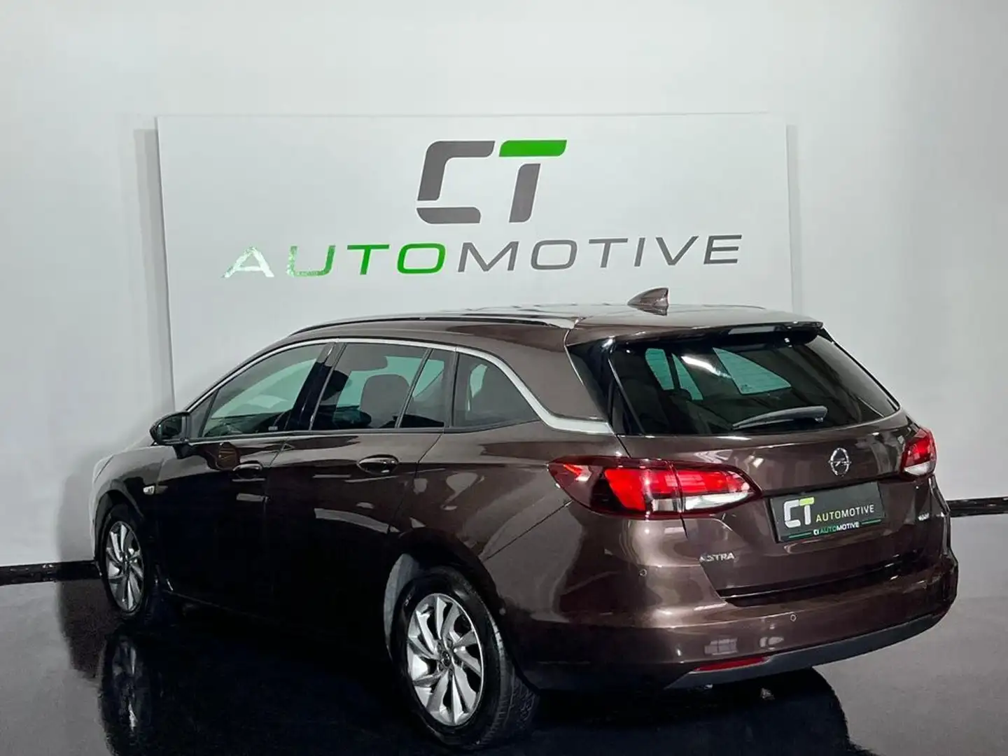 Opel Astra ST 1,6 CDTI Ecotec Innovation Bruin - 2