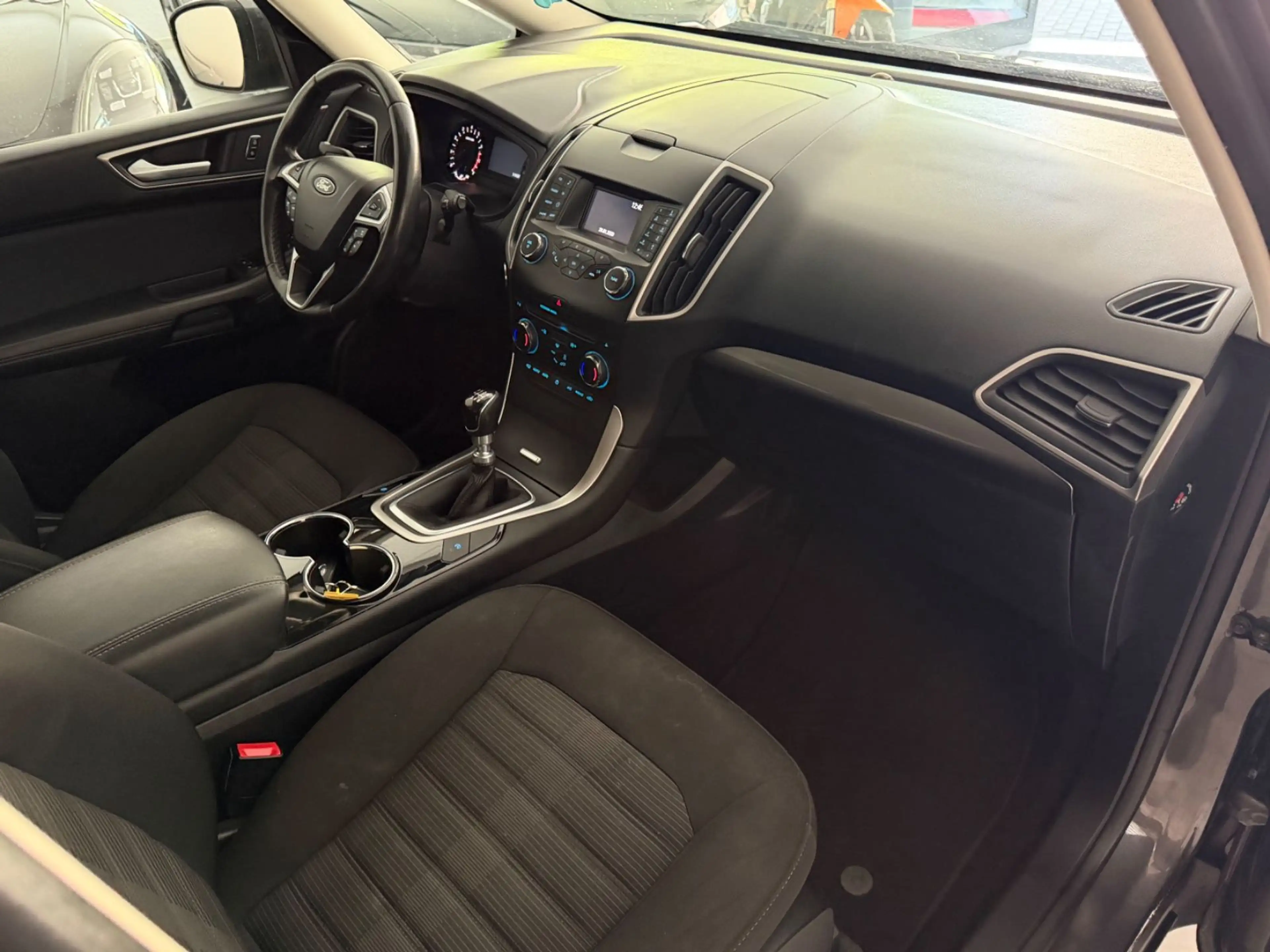 Ford Galaxy Trend,7-Sitzer,Tüv-Neu,Klima,Service-Neu — photo 12