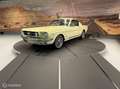 Ford Mustang Fastback Geel - thumbnail 25