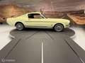 Ford Mustang Fastback Geel - thumbnail 17