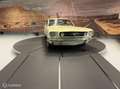 Ford Mustang Fastback Geel - thumbnail 22