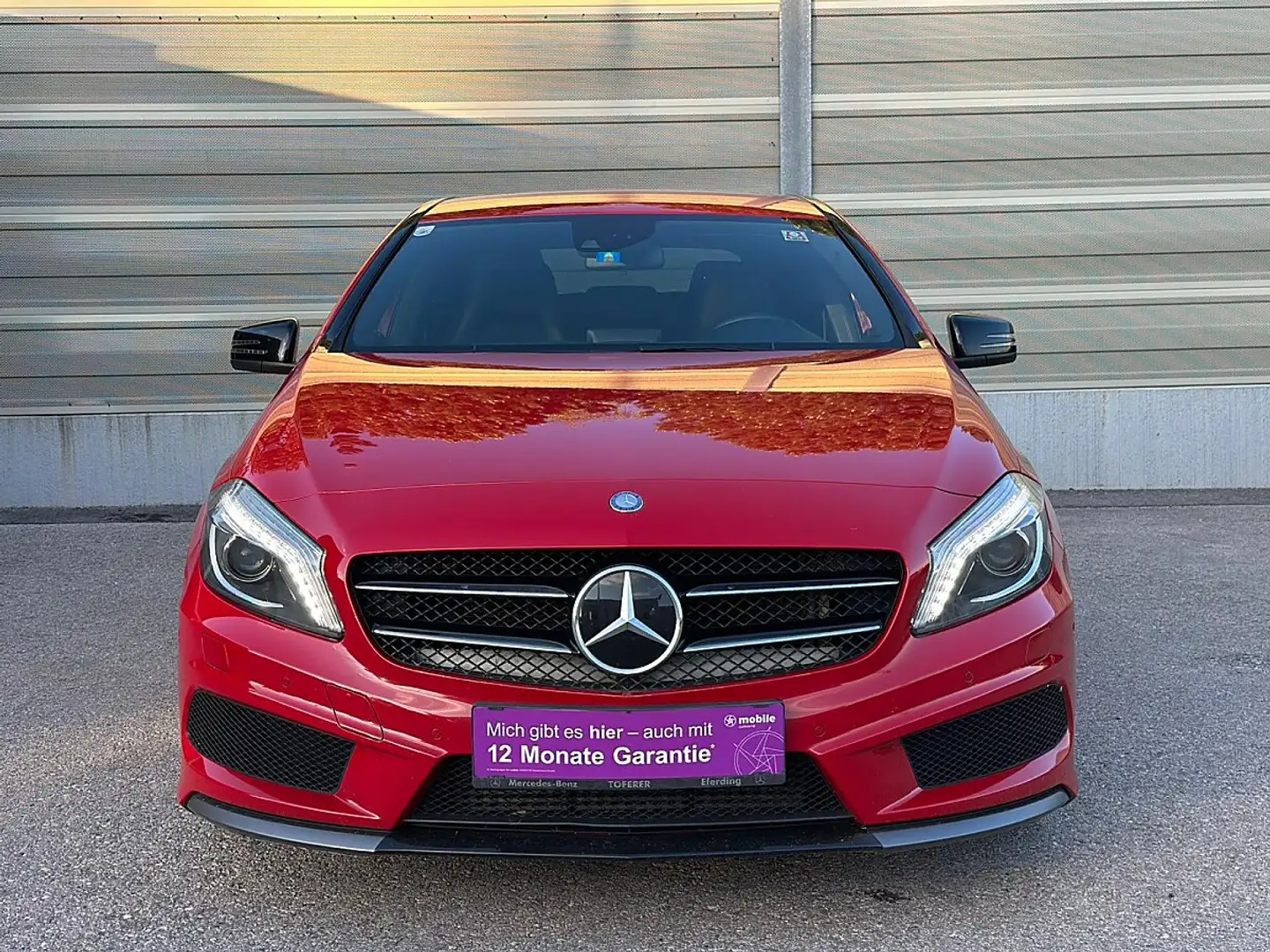 Mercedes-Benz A 200 BlueEfficiency Rot - 2