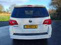Volkswagen Routan 4.0 V6 SEL Weiß - thumbnail 16