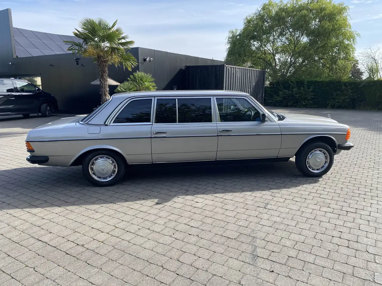 Mercedes-Benz 300 Long Wheel Base, foto 7