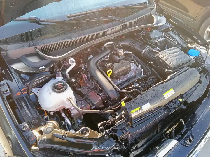 Volkswagen Polo Life 1.0 TSI 2022, foto 3