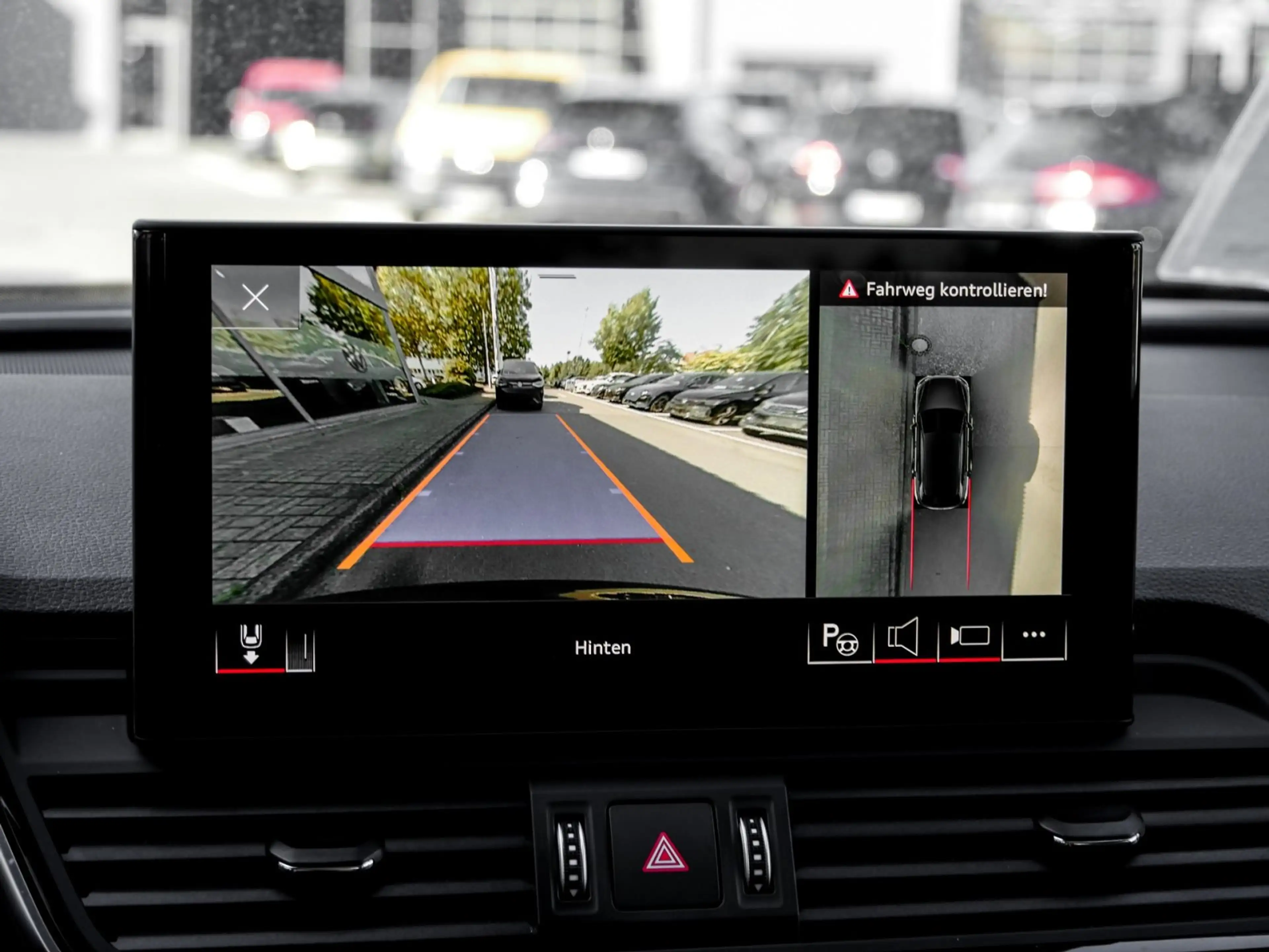 Audi SQ5 TDI Nav+ Matrix B&O Luft AreaV AHK Pano Standh — photo 13