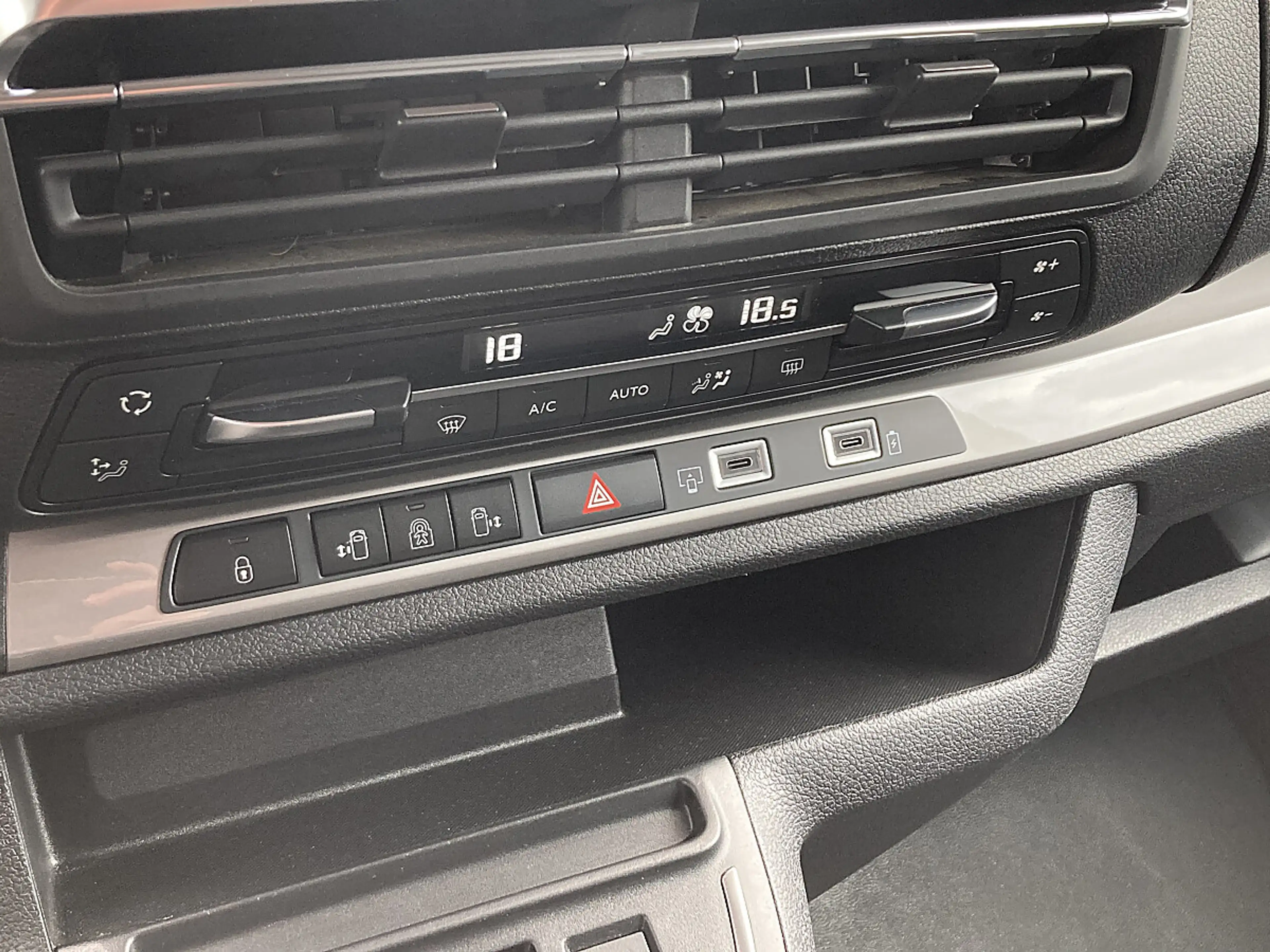 Peugeot Traveller Business BlueHDi 180 Lang EAT8!9-SITZER!TOP AKT... — photo 11