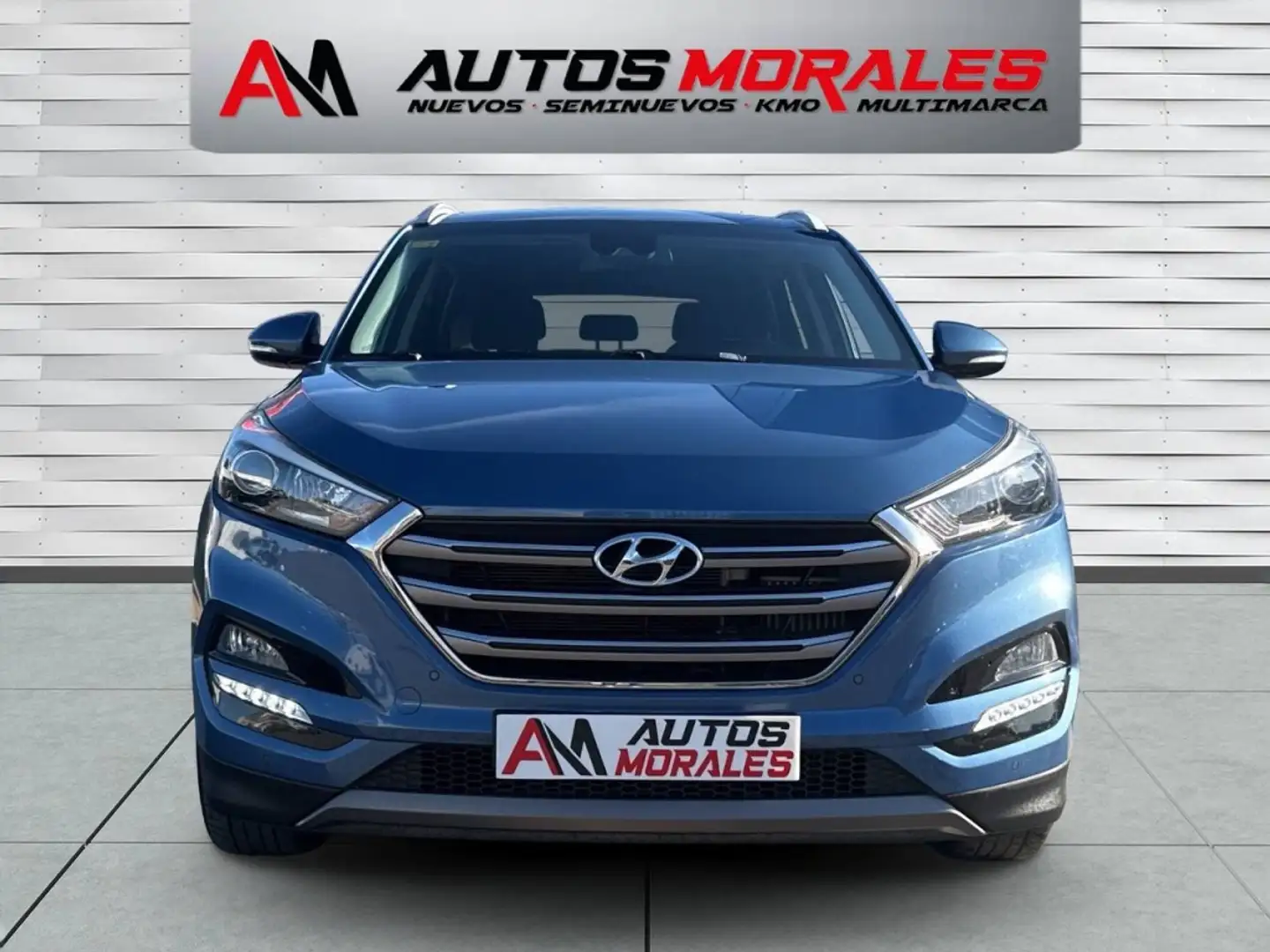 Hyundai TUCSON 1.7CRDI BD Tecno Safe 4x2 Blau - 1