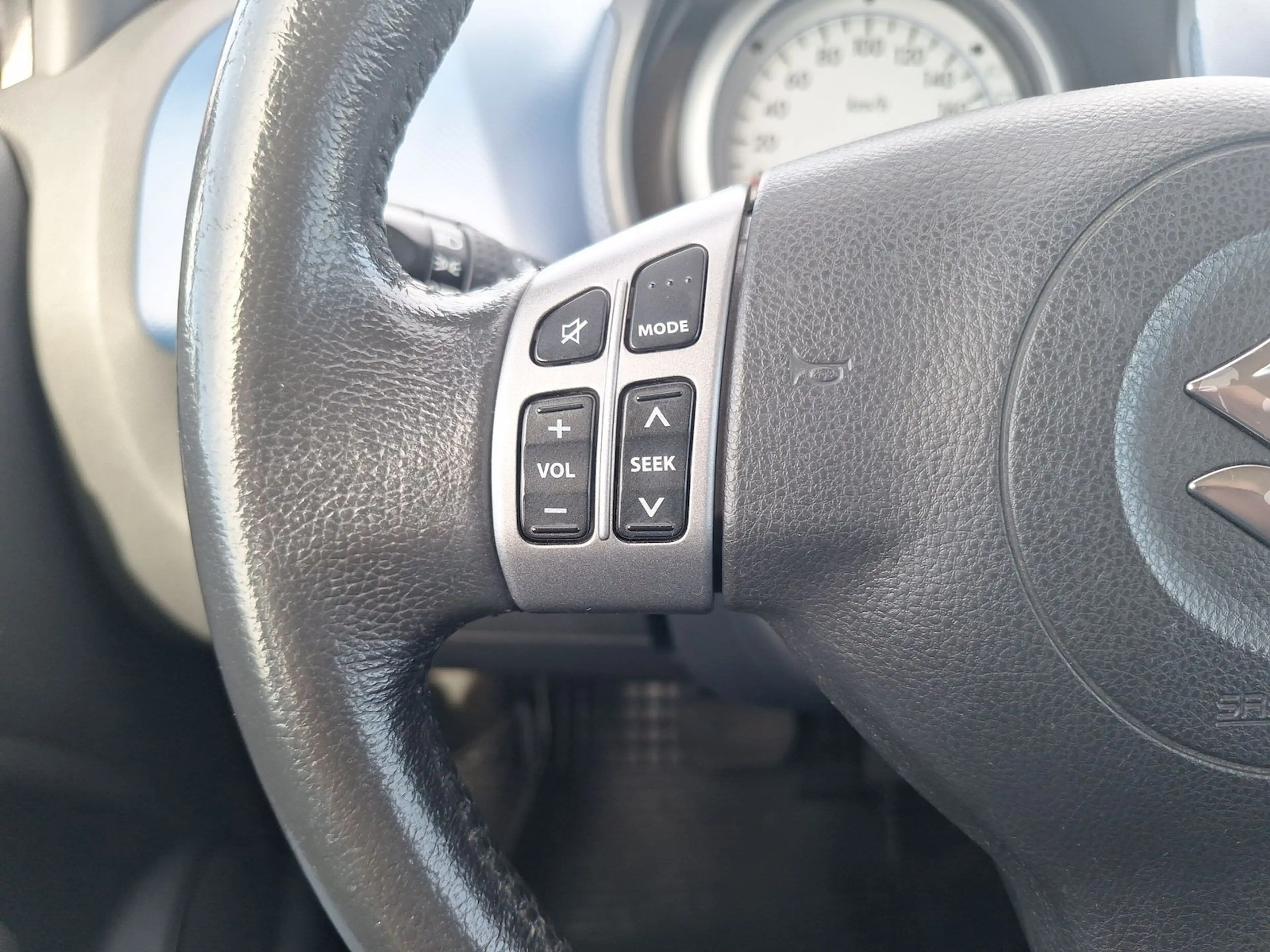Suzuki Splash Club SHZ*Alu*Klima*1. Hd*TÜV+Service neu — photo 15