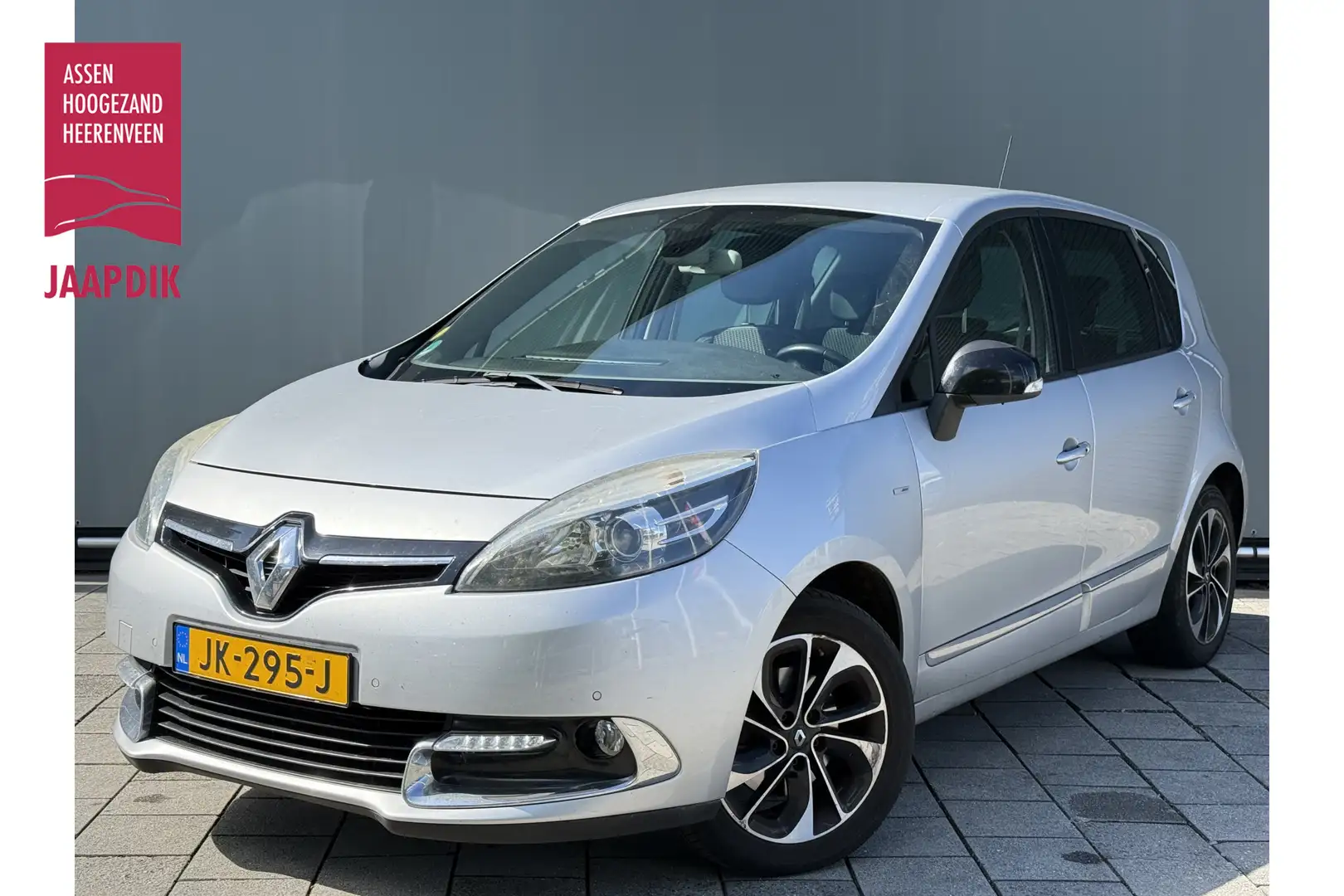 Renault Scenic BWJ 2015 | 1.5 dCi 111PK Bose | TREKHAAK | CLIMA | Grijs - 1