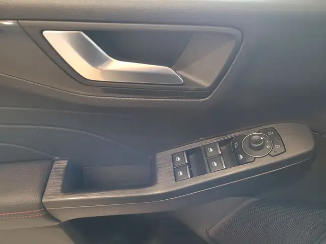 Ford Kuga view 8