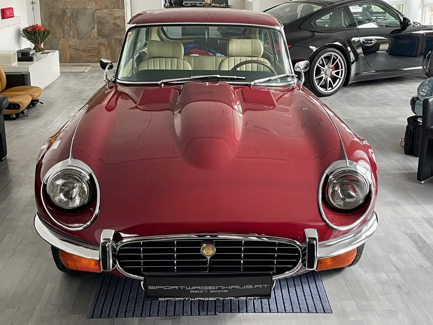 Jaguar E-Type Coupe 5.3 V12 Serie 3*restauriert*Zust. 2*histor.* Rot - 2
