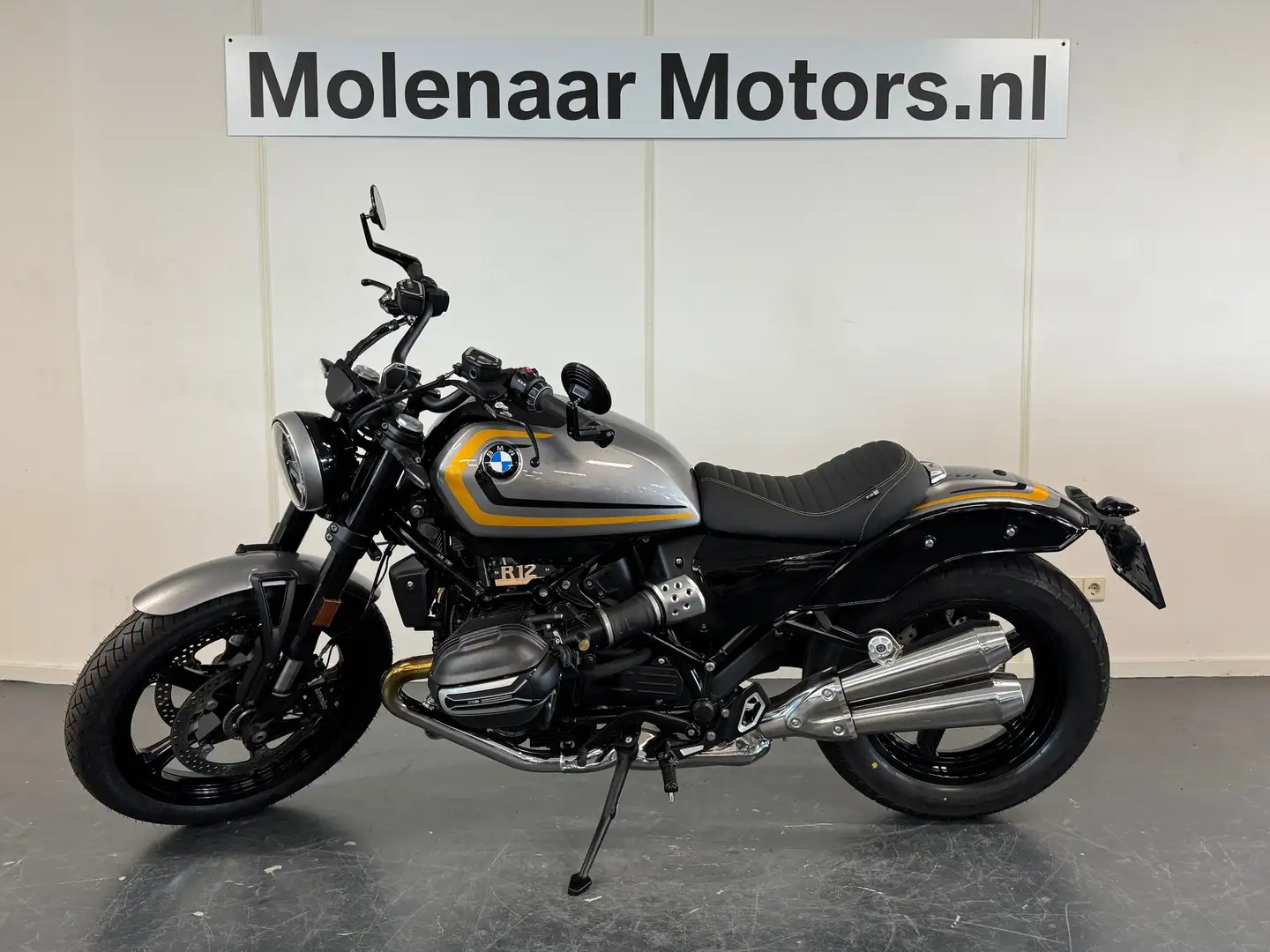 BMW R 12 Argent - 2