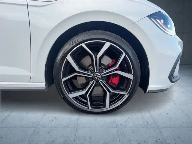 Volkswagen Polo view 7