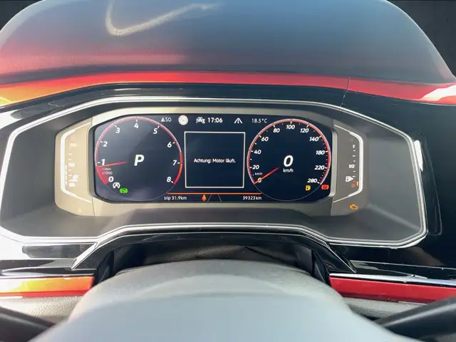 Volkswagen Polo view 10