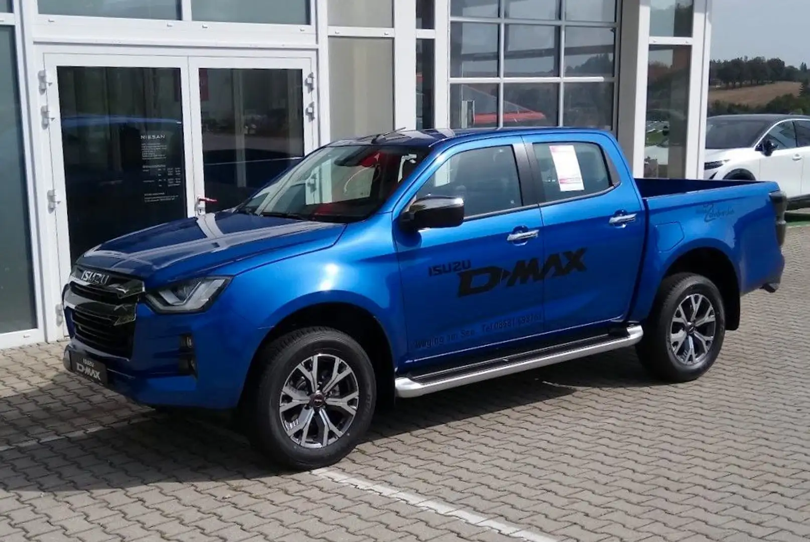 Isuzu D-Max Double Cab 4WD AT LSE  AHK Blau - 1