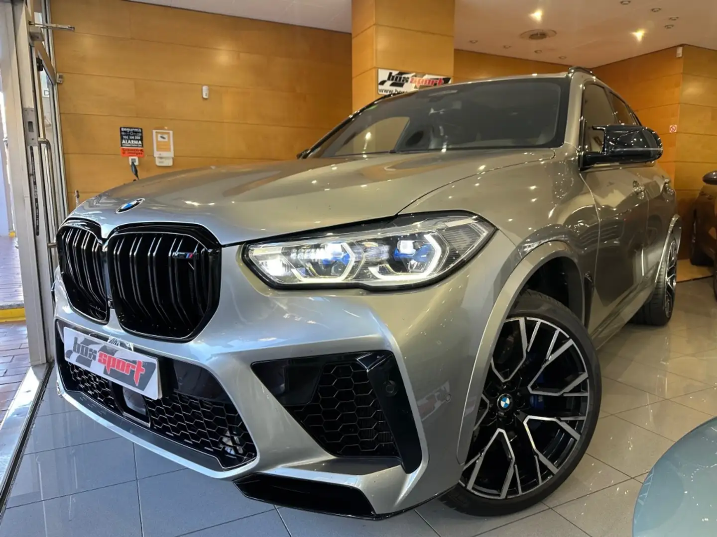 BMW X5 M Competition Gris - 1